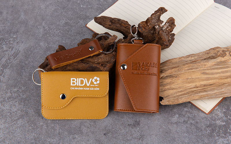 Leather Keychain Holder